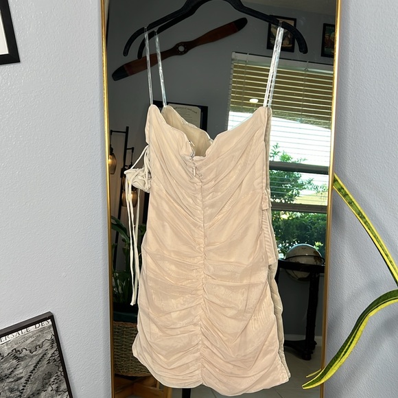 House of CB 'Caterina' Fog Floral Cut out Mini Dress NWOT - Picture 8 of 10